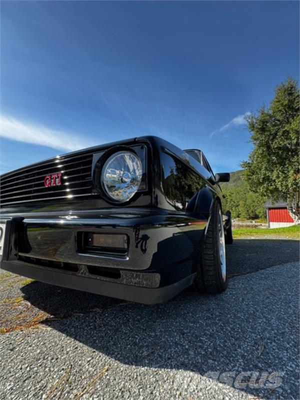 Volkswagen Golf Cars