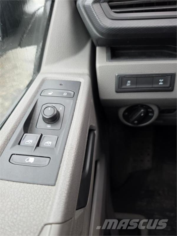 Volkswagen Transporter Автомобілі