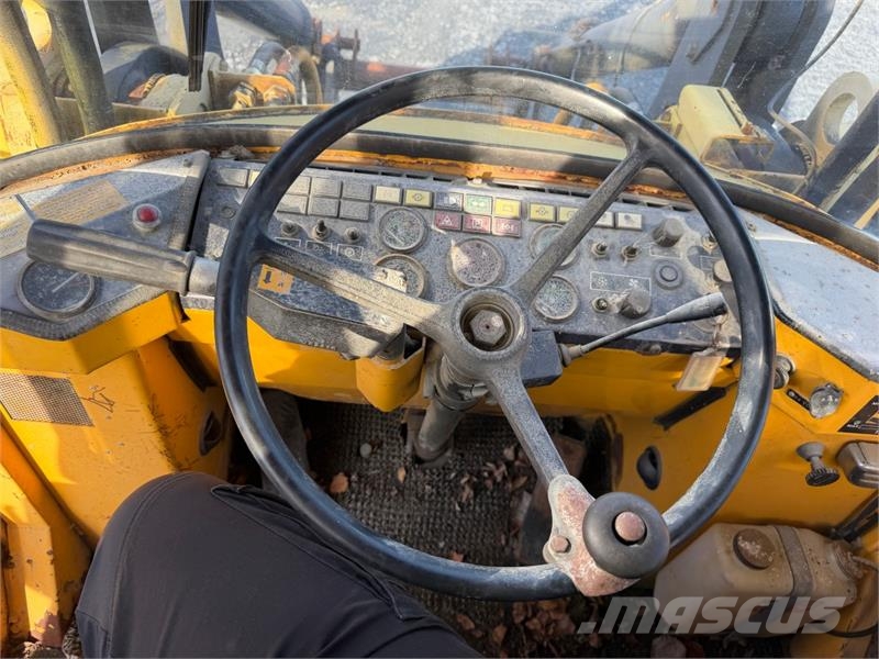 Volvo BM hjullaster – veteranmaskin Pale gommate