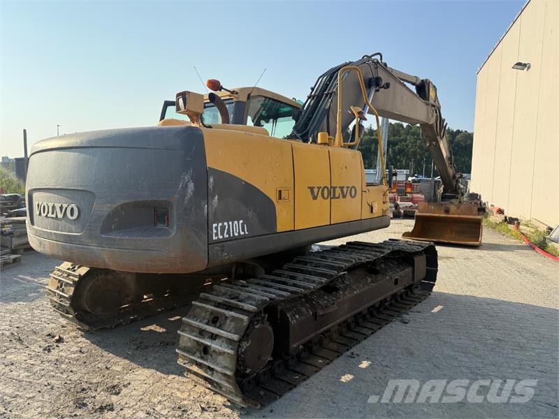 Volvo EC210CL حفارات زحافة