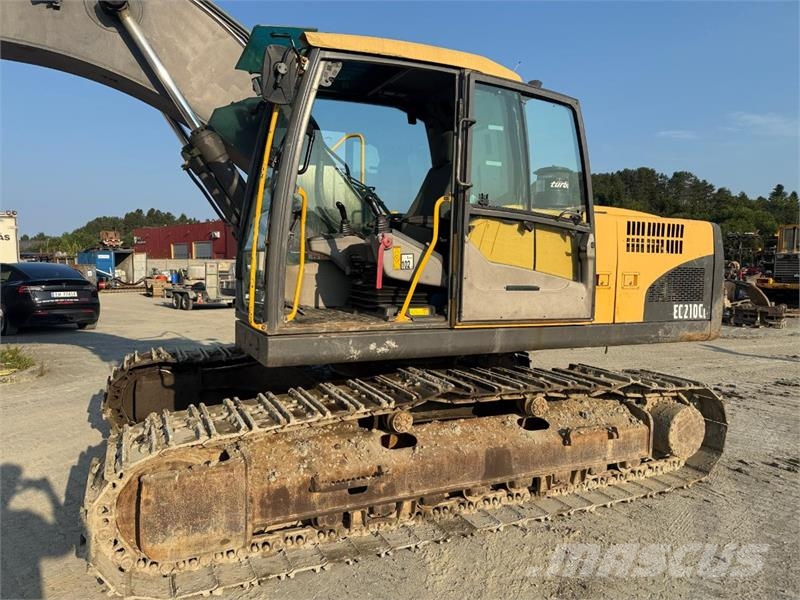 Volvo EC210CL حفارات زحافة