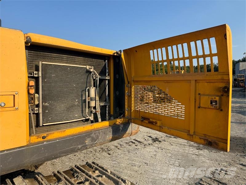 Volvo EC210CL حفارات زحافة