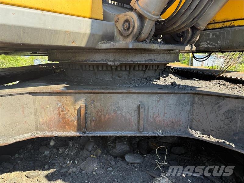Volvo EC340 gravemaskin m/ MBI SH300R stålsaks Crawler excavators