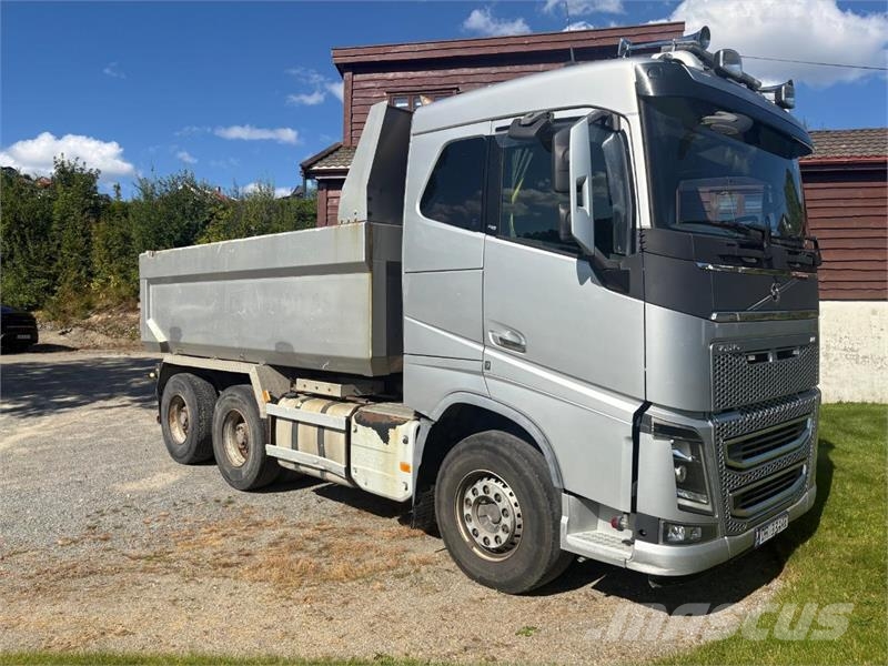 Volvo FH 16 / 650 Tipper trucks