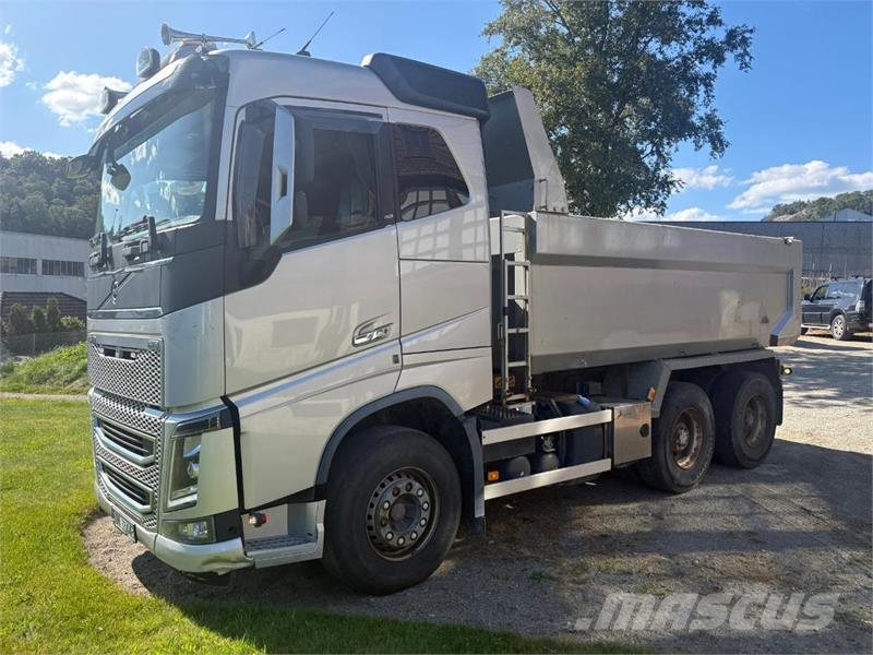 Volvo FH 16 / 650 Tipper trucks