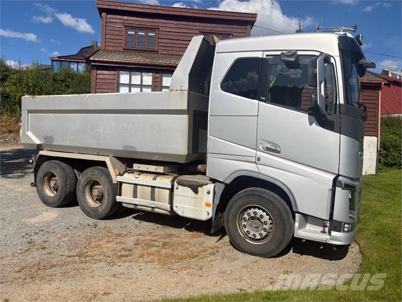 Volvo FH 16 / 650 Tipper trucks