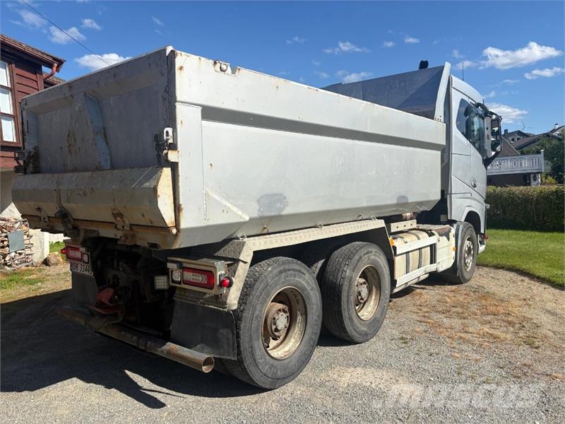 Volvo FH 16 / 650 Tipper trucks