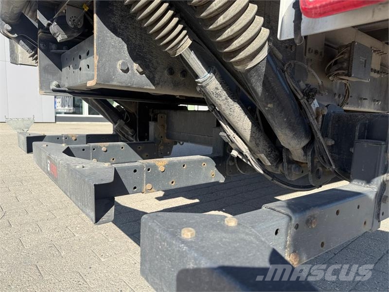Volvo FM Electric Camiones con caja de remolque