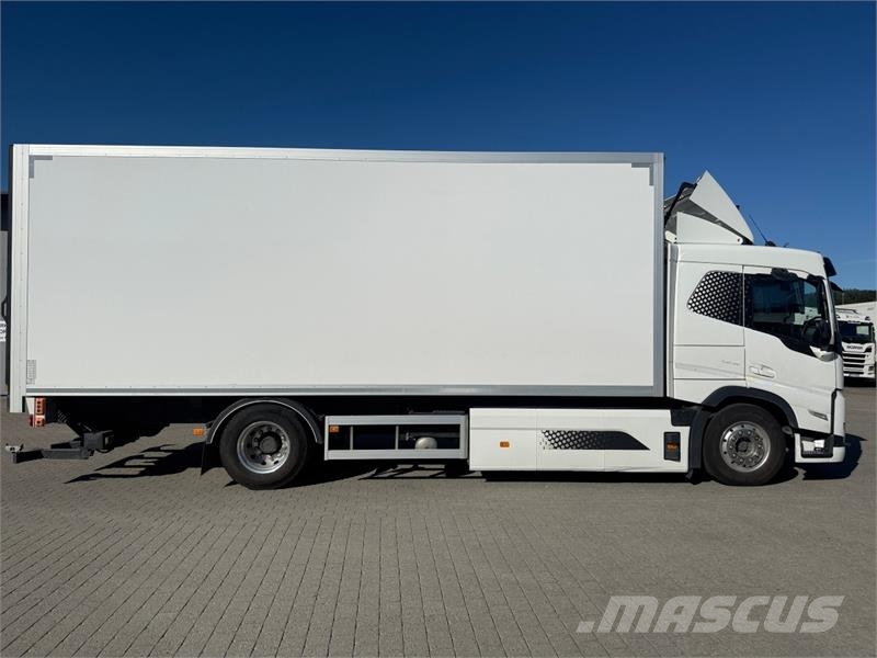 Volvo FM Electric Camiones con caja de remolque