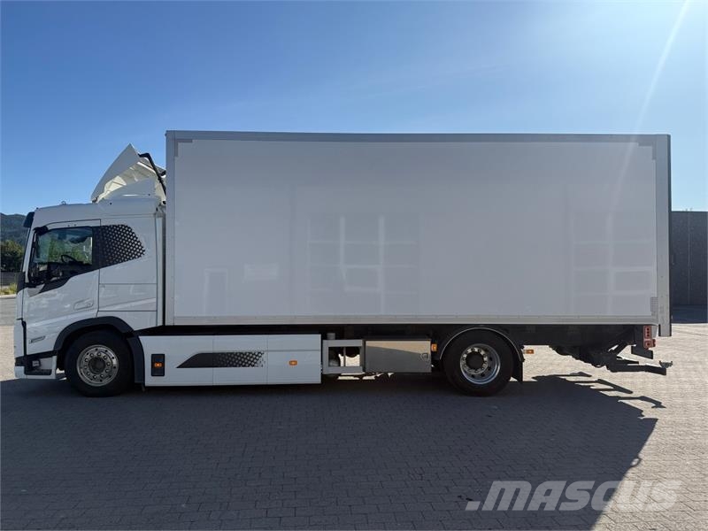 Volvo FM Electric Camiones con caja de remolque