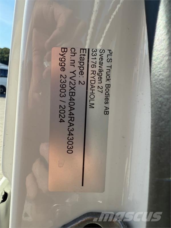 Volvo FM Electric Camiones con caja de remolque