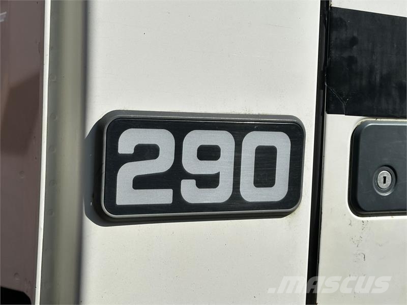 Volvo FM7 4x2 kranbil, HMF 753 K2, 3-veis tipp, kran ser Kranbil