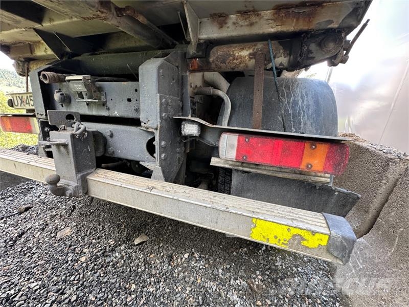 Volvo FM7 4x2 kranbil, HMF 753 K2, 3-veis tipp, kran ser Kranbil