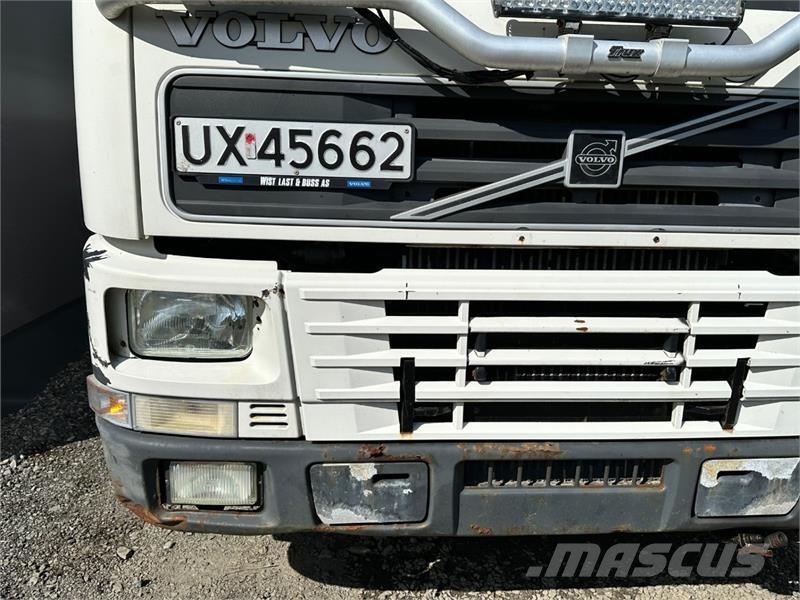 Volvo FM7 4x2 kranbil, HMF 753 K2, 3-veis tipp, kran ser Kranbil
