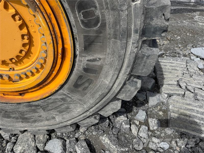 Volvo L350F hjullaster 2011 – 56 300 kg – 18 321 timer – Wheel loaders