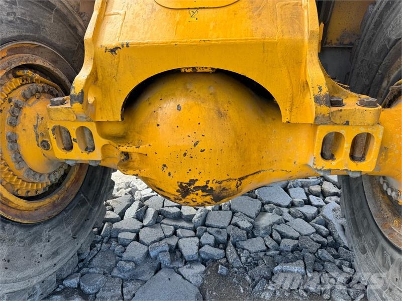 Volvo L350F hjullaster 2011 – 56 300 kg – 18 321 timer – Wheel loaders