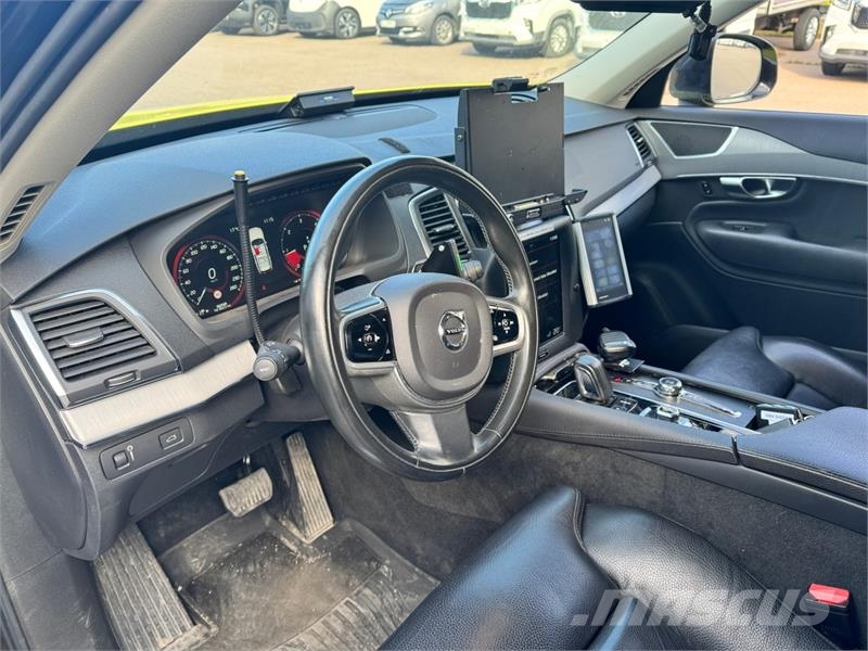 Volvo XC 90 Lengvieji automobiliai