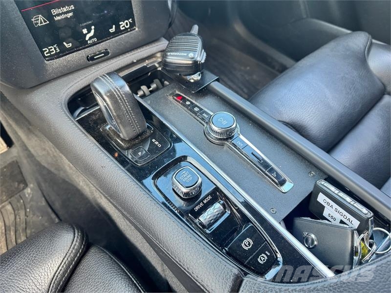 Volvo XC 90 Lengvieji automobiliai
