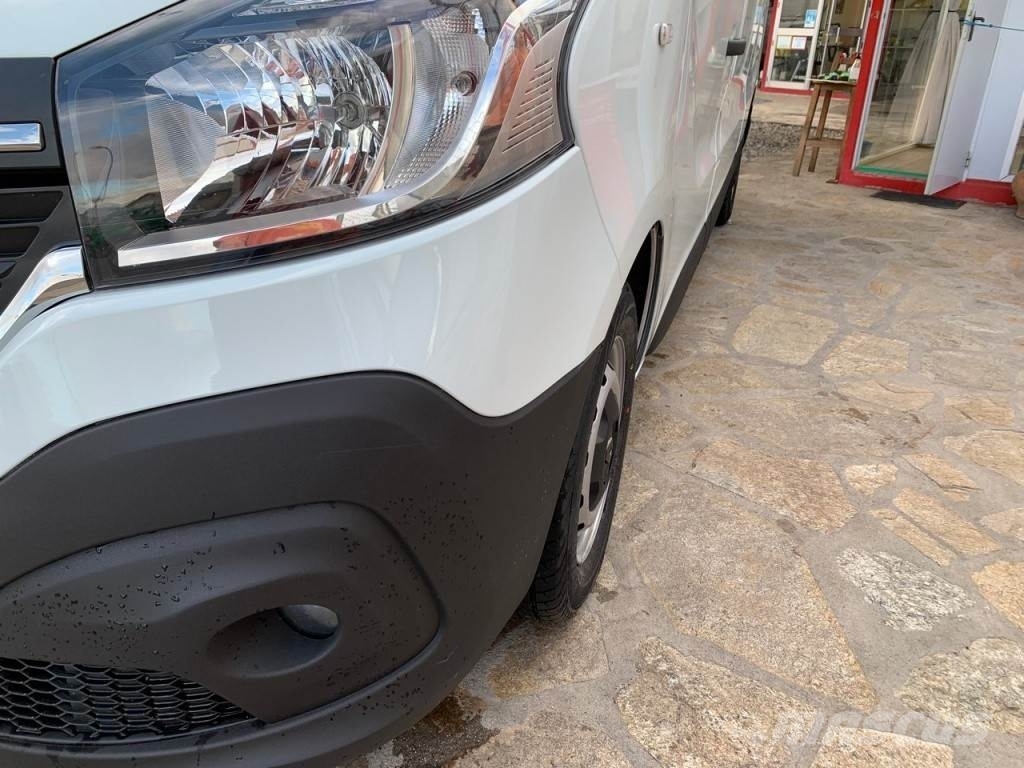 Renault Trafic Furgón 29 L2H1 Energy BluedCi 88kW Изотермический фургон