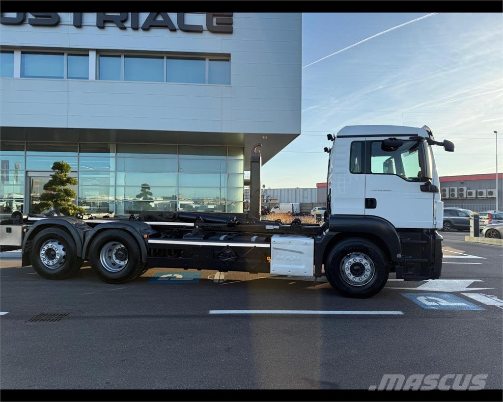 MAN TGS 26 Camion altro