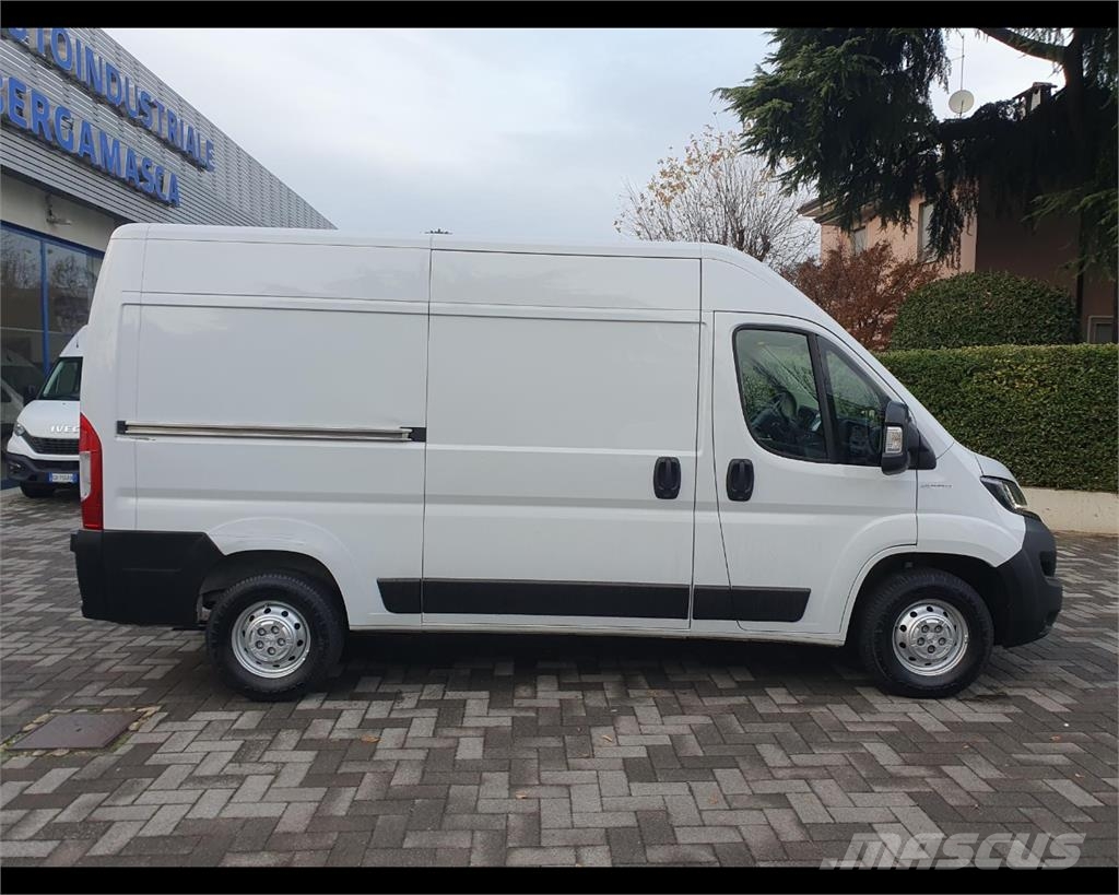 Peugeot Boxer III 335 2019 Vans basculantes