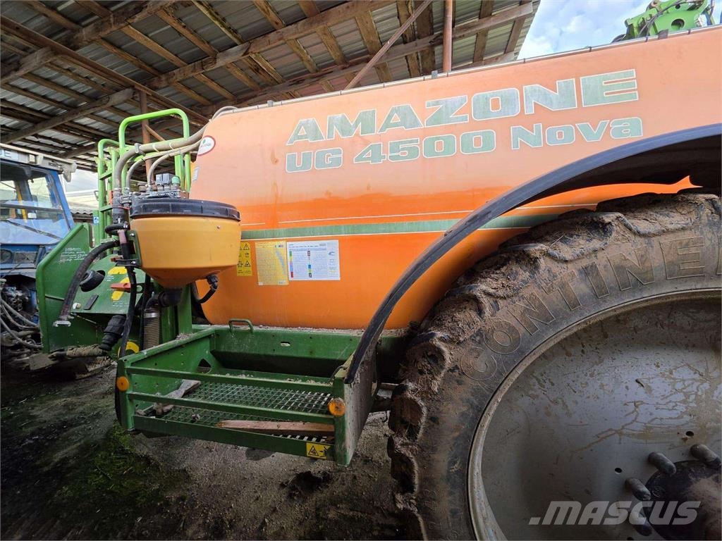 Amazone UG 4500 Nova Self-propelled sprayers