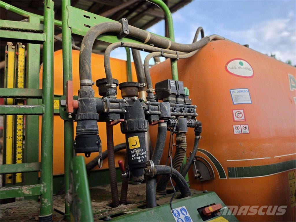 Amazone UG 4500 Nova Self-propelled sprayers