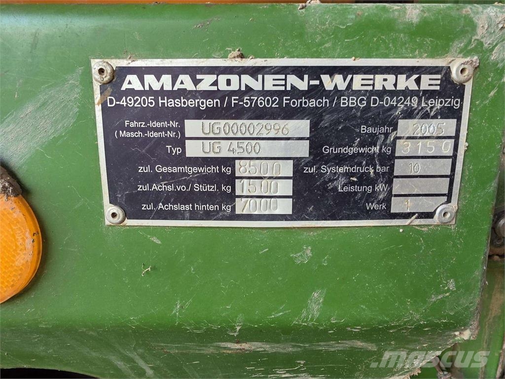 Amazone UG 4500 Nova Self-propelled sprayers
