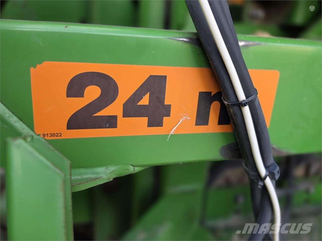Amazone UG 4500 Nova Self-propelled sprayers