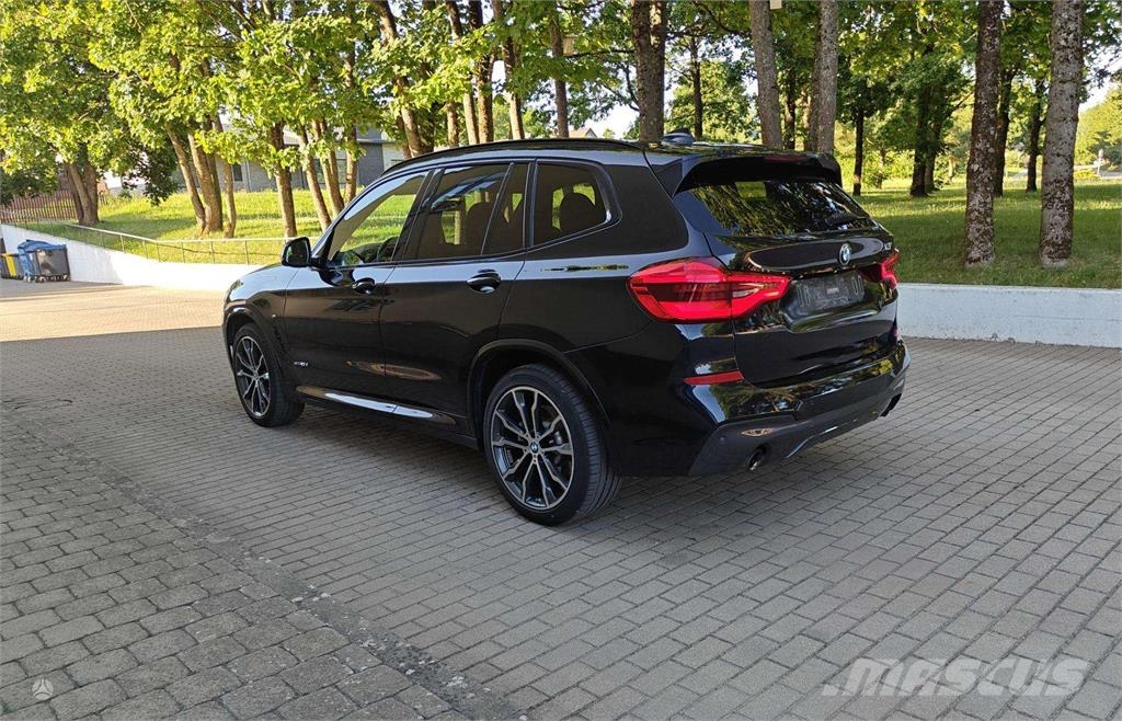BMW  Automašīnas