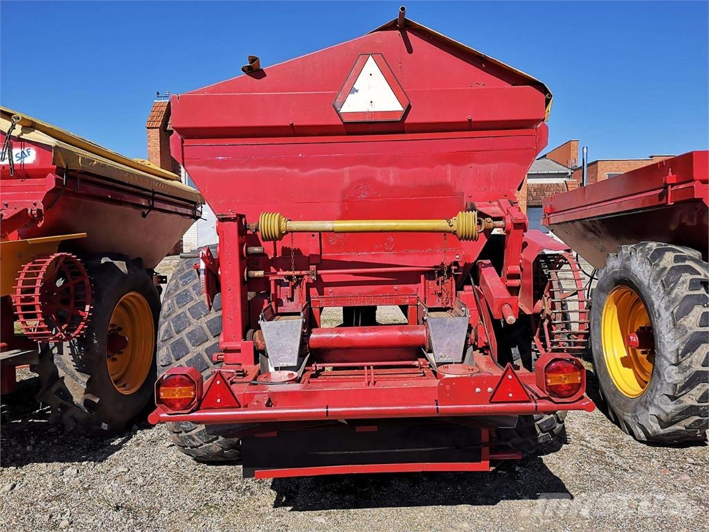 Bredal B6 Rasturači mineralnog đubriva