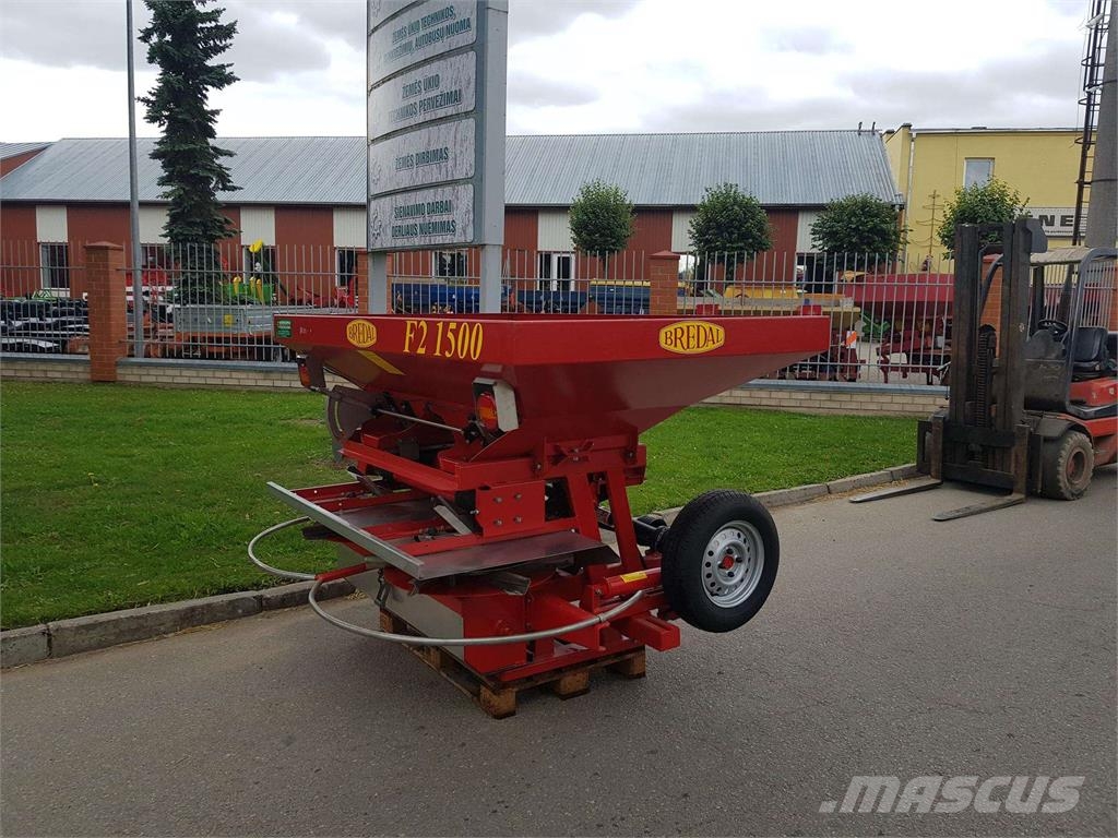 Bredal F2 1500 Rasturači mineralnog đubriva