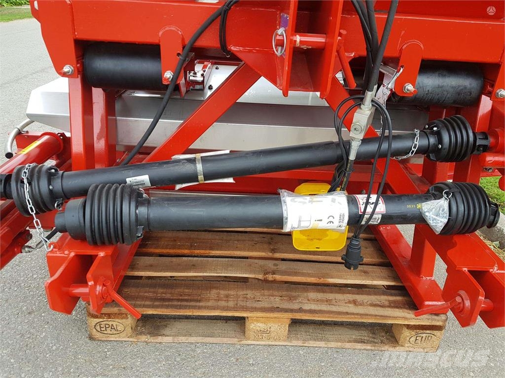 Bredal F2 1500 Rasturači mineralnog đubriva