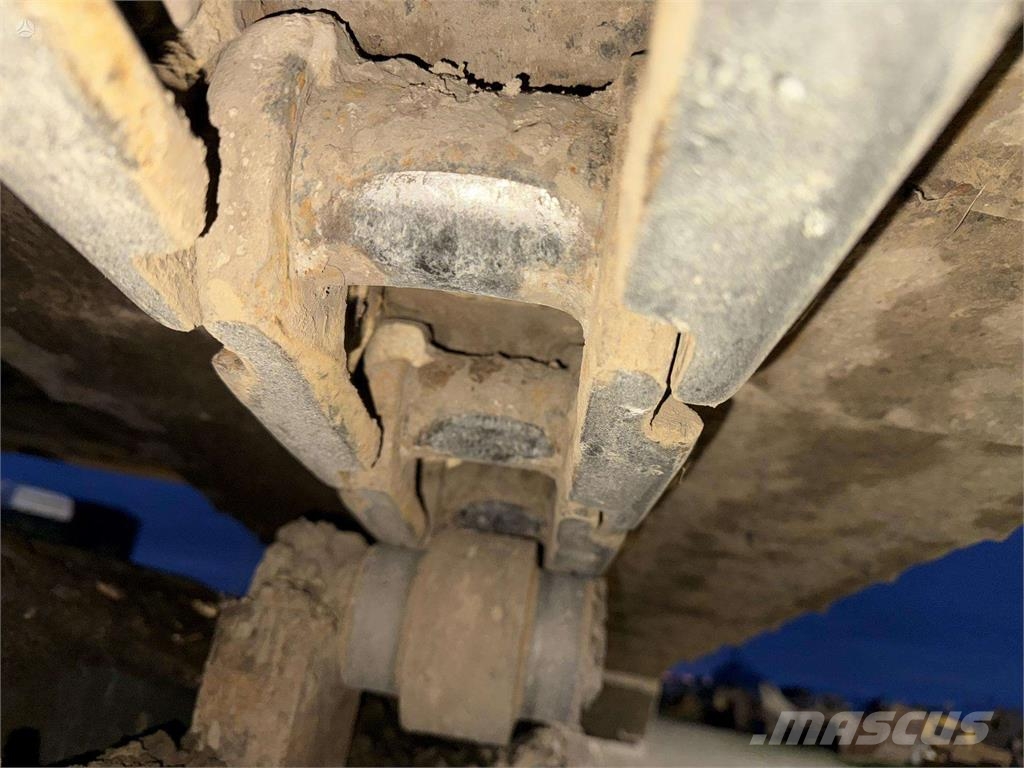 CASE CX 180 D , 20 ton Vikšriniai ekskavatoriai