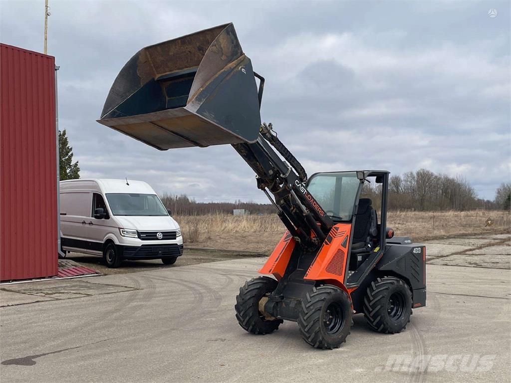 Castloaders XD40 لوادر صغيرة
