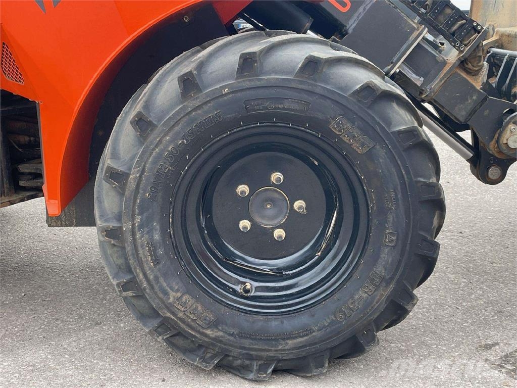 Castloaders XD40 لوادر صغيرة