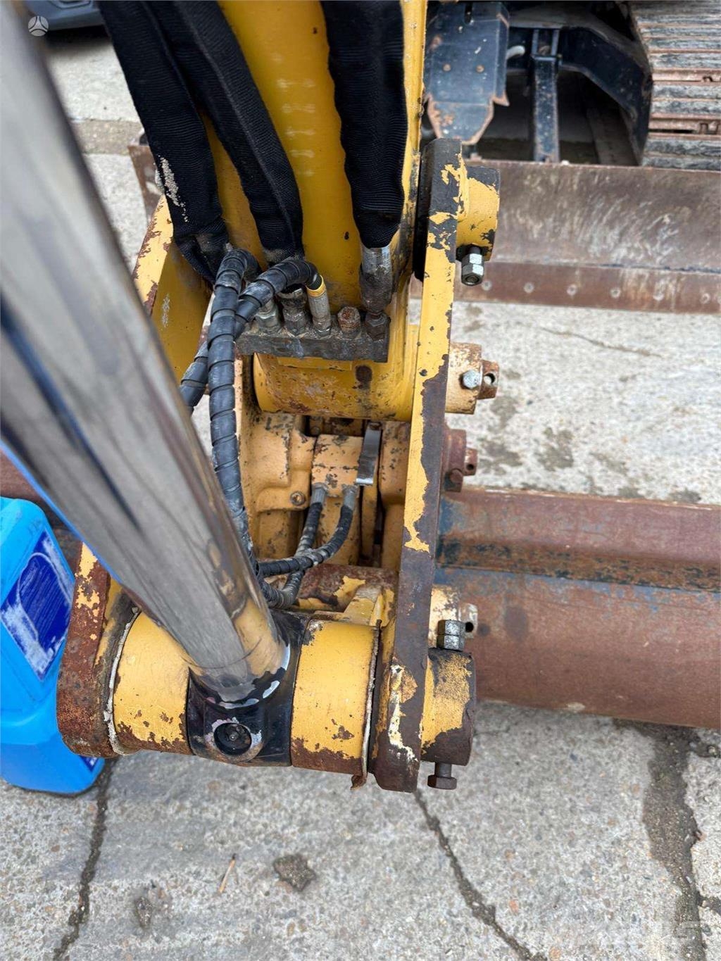 CAT 308 CR Pelle sur chenilles