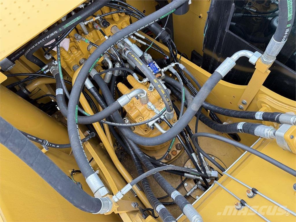 CAT 320 D3 GC , 6 m/h Escavadeiras de esteiras