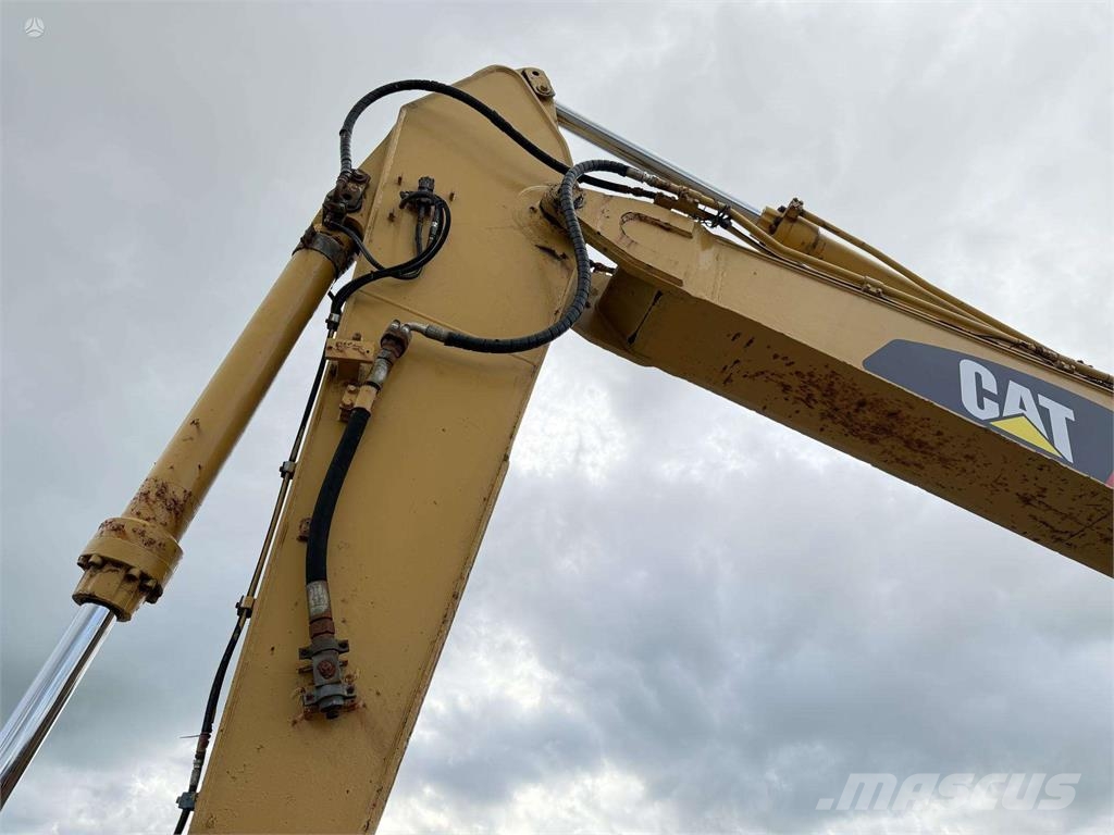 CAT 322 BL , 26 ton Roomikekskavaatorid