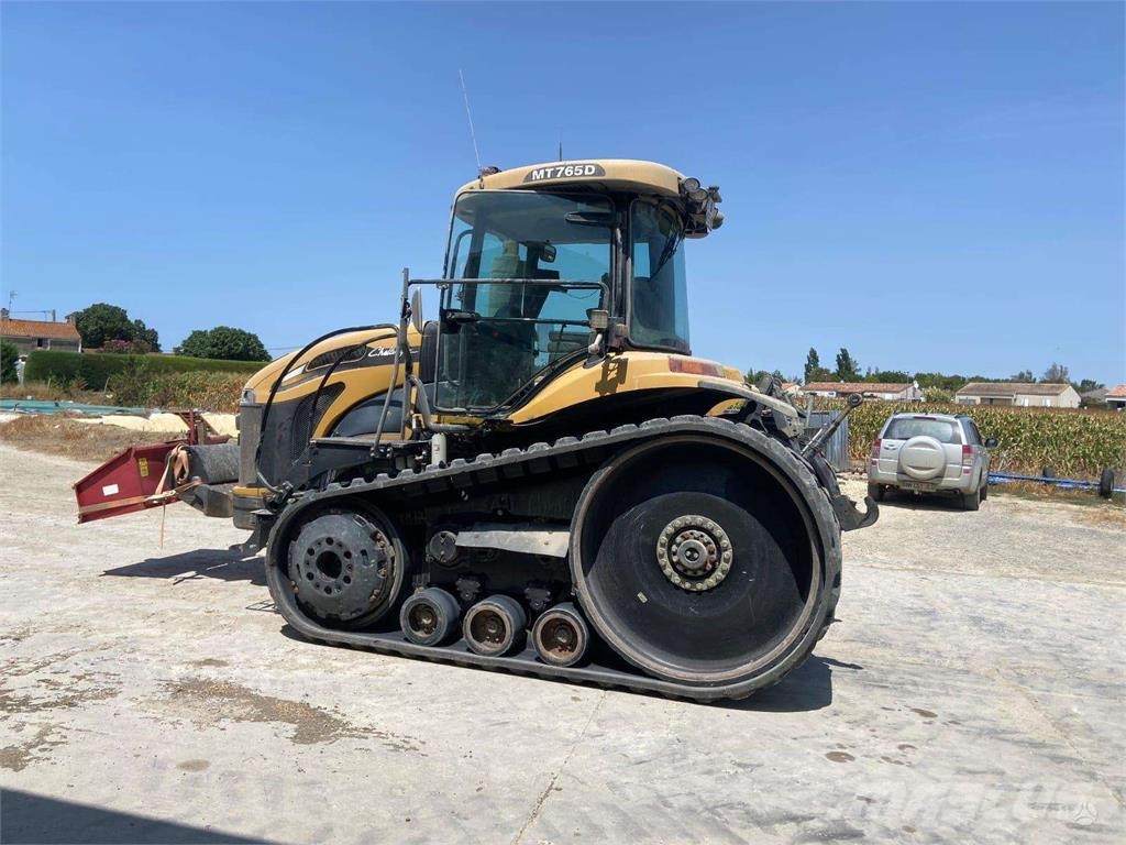 Challenger MT 765D الجرارات