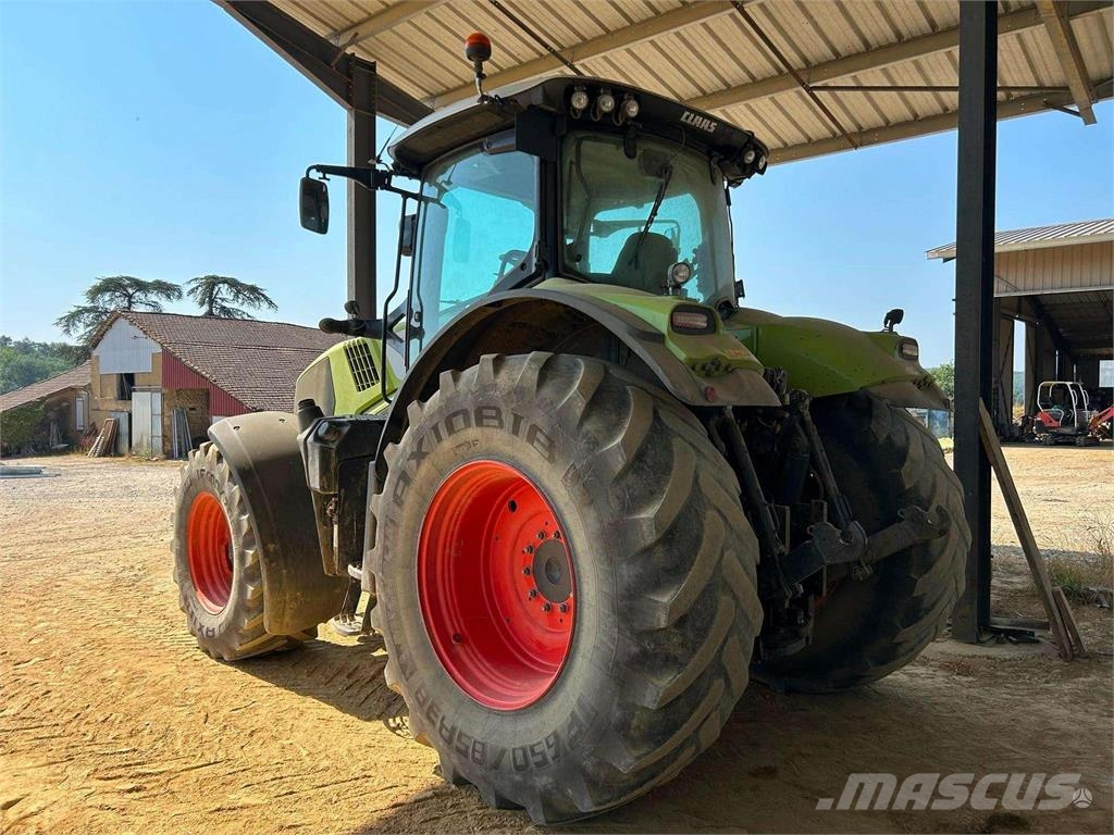 CLAAS Axion 850 Traktoriai