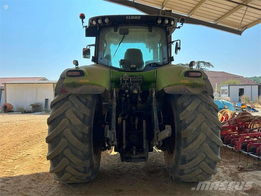 CLAAS Axion 850 Traktoriai