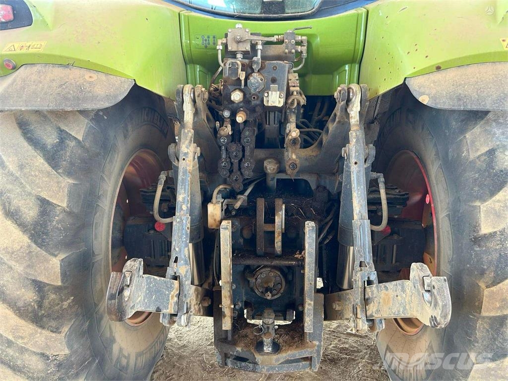 CLAAS Axion 850 Traktoriai