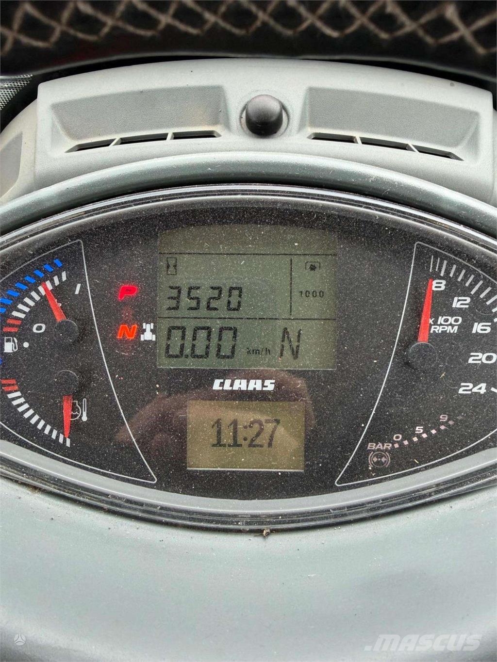 CLAAS Axion 960TT Traktori