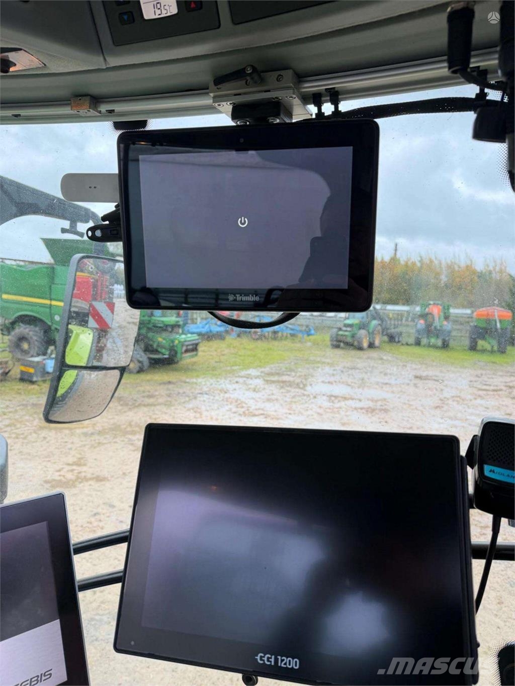 CLAAS Axion 960TT Traktori