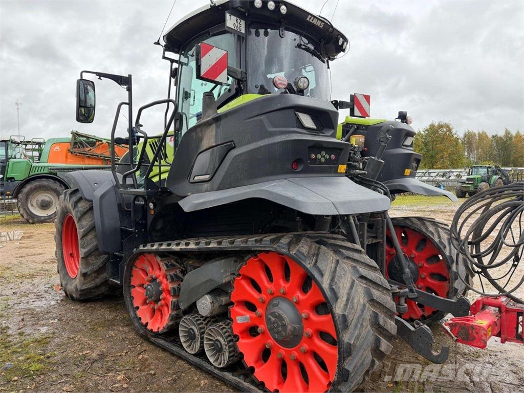 CLAAS Axion 960TT Traktori