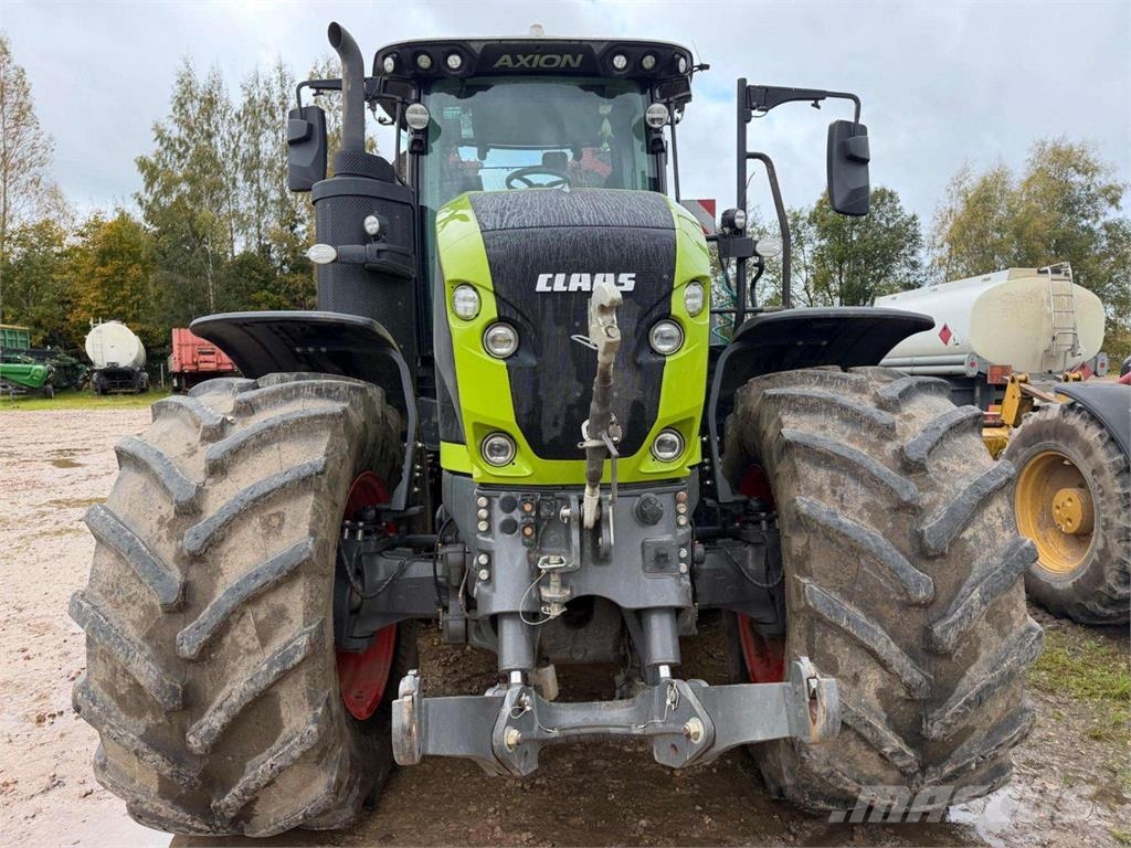 CLAAS Axion 960TT Traktori