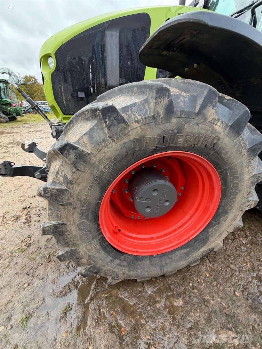 CLAAS Axion 960TT Traktori