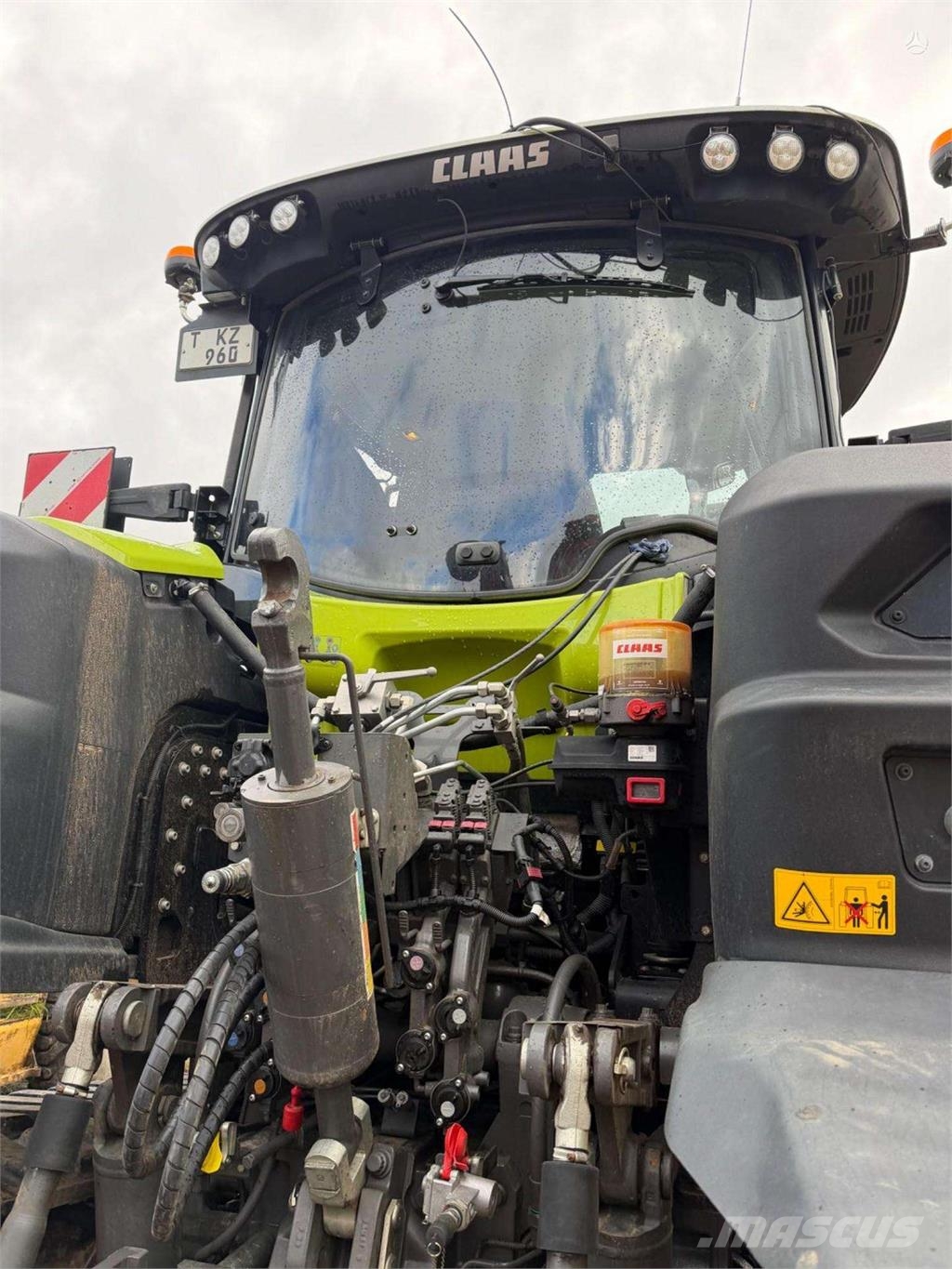 CLAAS Axion 960TT Traktori