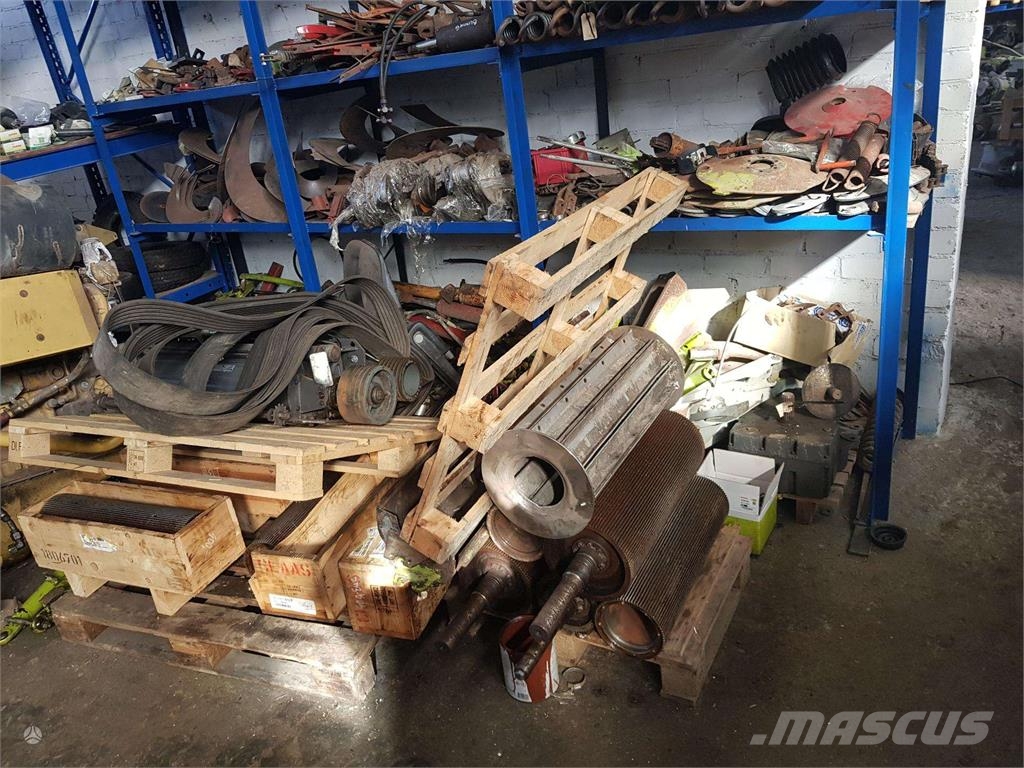 CLAAS Jaguar 600-800 ماكينات زراعية - غير ذلك